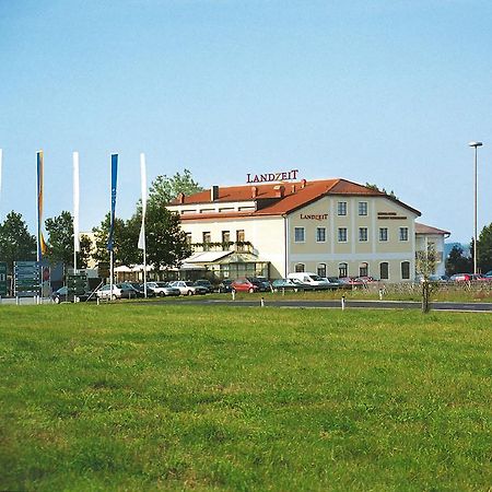 Landzeit Motor-Hotel St. Valentin Eksteriør bilde